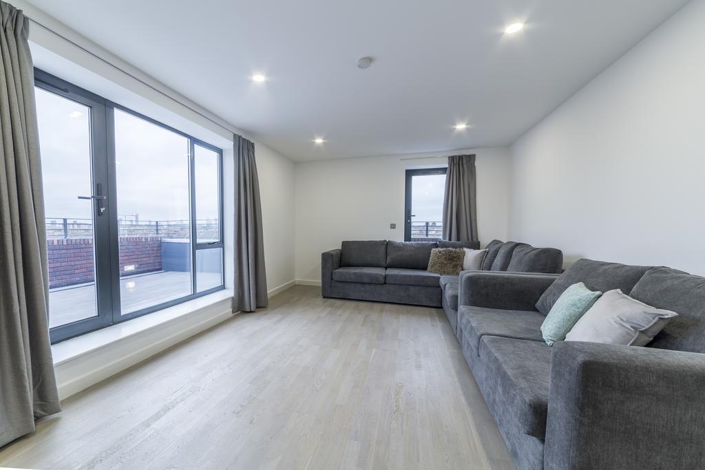 Canning Town Stratford Apartments London Exterior photo
