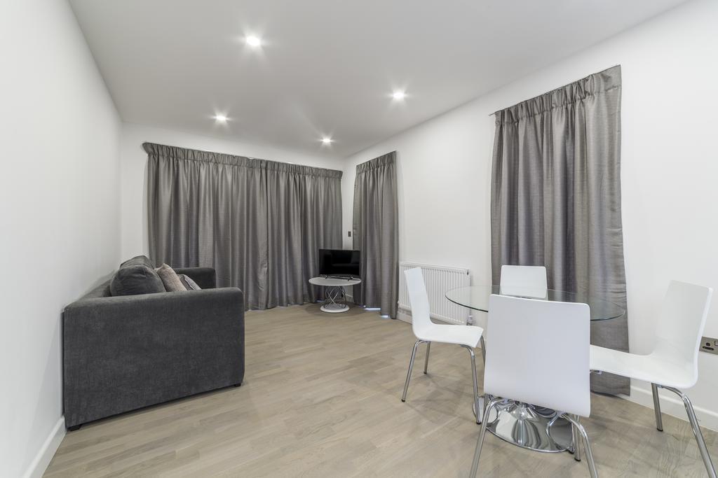 Canning Town Stratford Apartments London Exterior photo