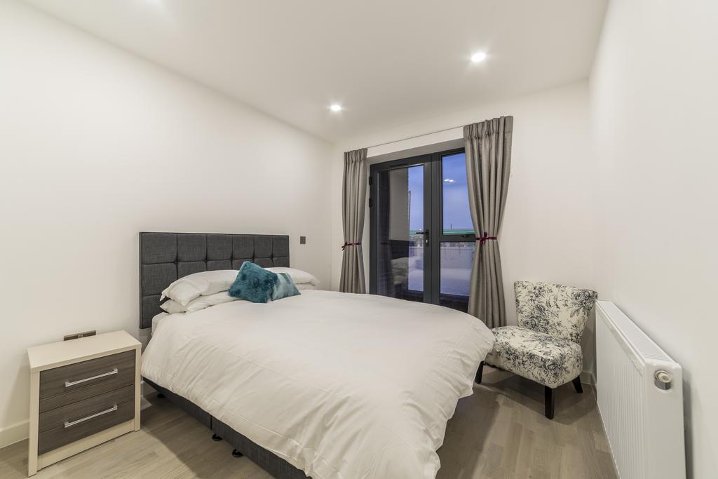 Canning Town Stratford Apartments London Exterior photo