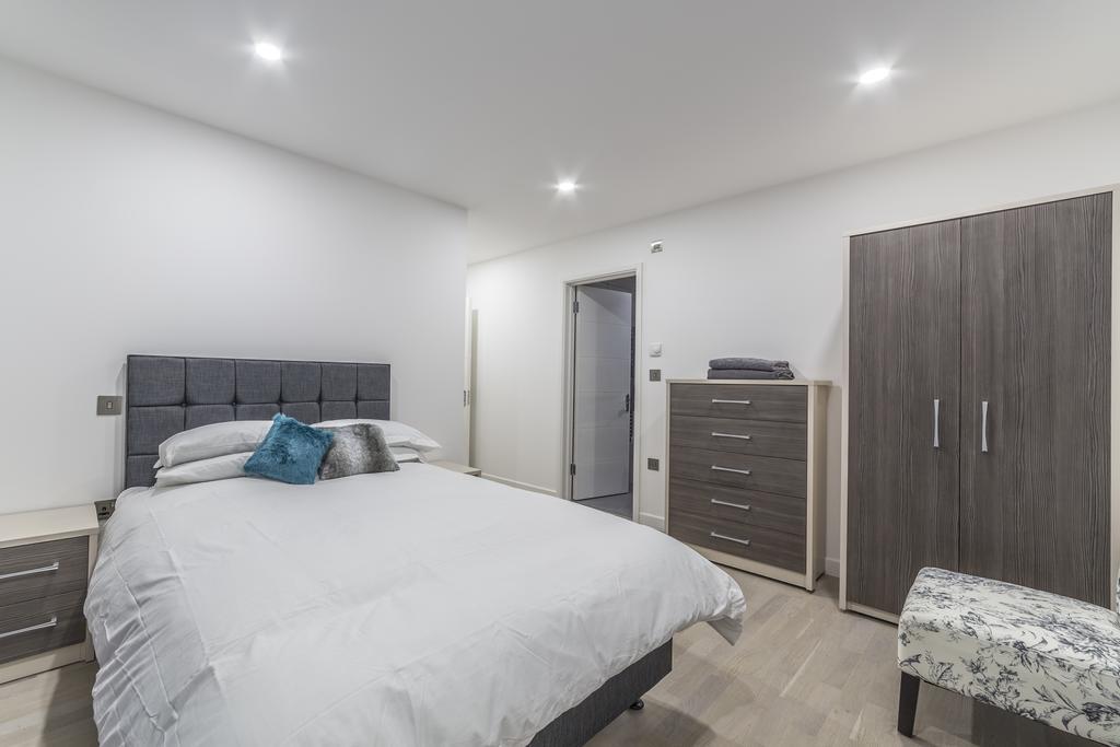 Canning Town Stratford Apartments London Exterior photo